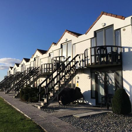 Knus Appartement Met Zicht Op Zeepolder De Haan Luaran gambar